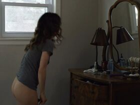 Стефани Бранко голая, Элизабет Ризер голая – Передышка s03e05 (2019) #9