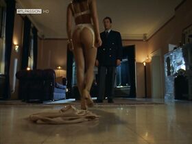 Соня Кирхбергер голая, Катарина Бём голая – Gigolo — Bei Anruf Liebe (1998) #6