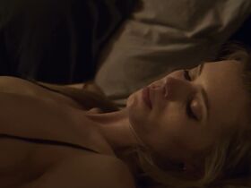 Эбби Ли голая, Симона Кэссел голая – Вне закона (2017)