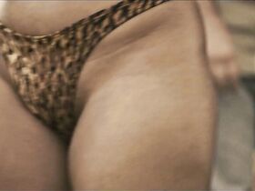 Синара Леал голая, Этьенн Эстевам секси – Дивизион s01e01 (2019) #7