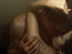 Рейко Эйлсворт секси, Шири Эпплби секси – Проклятый дом (2007) #6