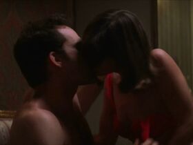 Ирен Жакоб голая, Майя Оттесен голая – Инкогнито (1997) #7