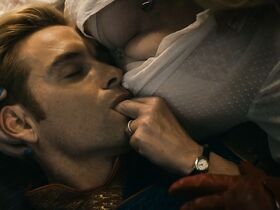 Элизабет Шу секси, Бриттани Аллен секси – Пацаны s01e05 (2019)