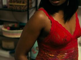 ДеВанда Уайз голая, Сидни Мортон голая – Ей это нужно позарез s02e02-03-09 (2019) #9