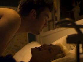 Линдси Дулен секси, Рэйчел Хардисти секси – Ранчо Двуглавый Орел (2018) #5