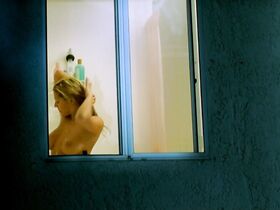 Джулиан Бэрлин голая, Эрин Фостер секси – Ключ от тайной комнаты (2006) #4