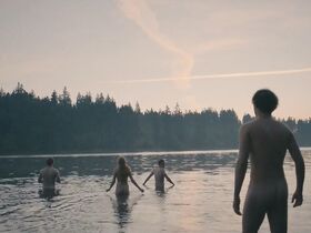 Милена Чарнтке голая, Матильда Меркел секси – Выход (2018) #6