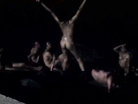 Аманда Фостер Фрайр голая, Барбара Вида голая, Элена Игнис голая – Ossos (2015) #2