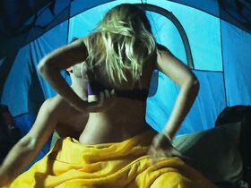 Эмма Кинг секси, Лиззи Дэйкин секси – Down the Road (2013) #5