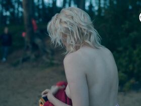 Екатерина Степанова голая, Светлана Новицкая голая, Вильма Кутавичюте голая – Трудные подростки s01e06 (2019) #2