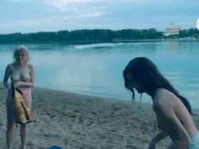 Екатерина Степанова голая, Светлана Новицкая голая, Вильма Кутавичюте голая – Трудные подростки s01e06 (2019) #3