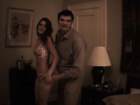 Джулия Овербай голая, Рэйчел Поттер секси – 200 Градусов (2017) #6