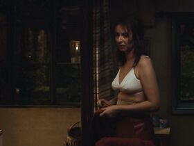 Кристина Малерова голая, Татьяна Паугофова секси – В неведении s01e01 (2019) #5