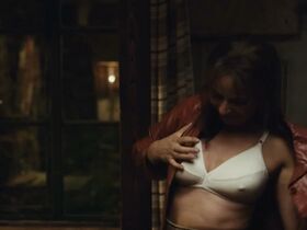 Кристина Малерова голая, Татьяна Паугофова секси – В неведении s01e01 (2019) #6