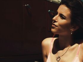 Паула Сартор секси, Виктория Мауретте секси – Что воды оставили позади (2017) #3