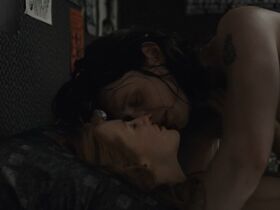 Джина Штибиц голая – Темнота s03e01 (2020) #6