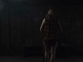 Джина Штибиц голая – Темнота s03e01 (2020) #7