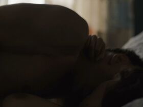 Майя Шёне голая – Темнота s03e04 (2020) #4