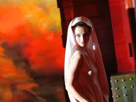 Барбора Кодетова голая, Тереза Семлерова голая, Саския Ривз секси – Дюна (2000) #14