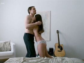 Юдит Бардош голая – Дом (2011) #14