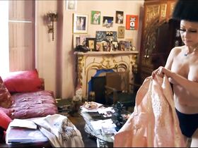 Сюзанна Барч голая – Сьюзен Барч на высоте (2017) #4