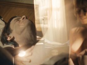 Изабелла Камеро голая – Великолепный 70 s03e01, e03, e04, e09 (2018) #14