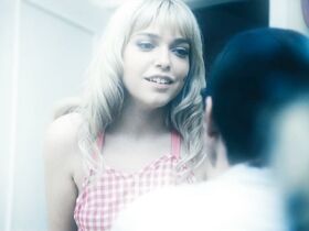 Изабелла Камеро голая – Великолепный 70 s03e01, e03, e04, e09 (2018) #2