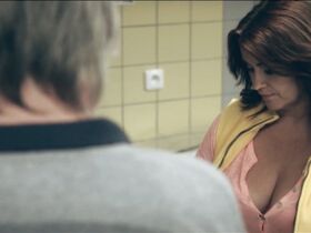 Анна Иржина Даньгелова голая, Ева Веймелкова секси – Kluci z hor (2018) #2