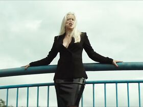 Петра Сенкерикова голая – Пилот (2020) #3