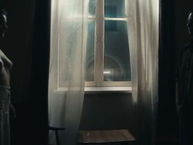 Ханна Хильсдорф голая – Свободная страна (2019) #5