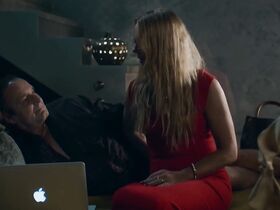 Диана Морова голая – Свинья (2020) #2