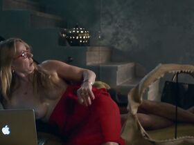 Диана Морова голая – Свинья (2020) #5