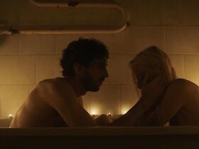 Алёна Михайлова секси – Чики s01e08 (2020)