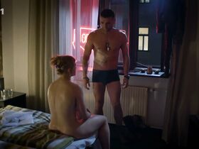 Мария Поулова секси – Ветеран (2020) #6