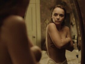 Кристина Риччи секси – Лиззи Борден взяла топор (2014)