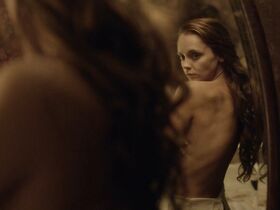 Кристина Риччи секси – Лиззи Борден взяла топор (2014) #5
