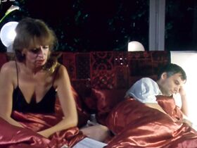 Ивана Хилкова голая – Придётся тебя совратить (2002) #25