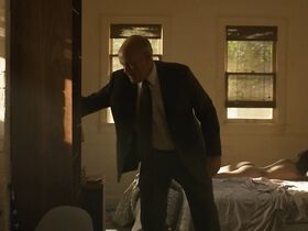 Райли Воулкел секси, Моника Реймунд секси – Кайфтаун s01e08 (2020) #7