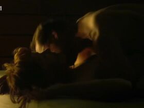 Анна Гейслерова секси – Nevinné lži s01e01 (2013)