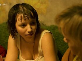 Яна Пидрманова секси, Тереза Нвотова секси – Bludičky (2010) #11