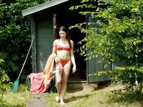 Лилит Грасмаг секси, Анн Бруйе секси – Listening Eyes (2017) #8