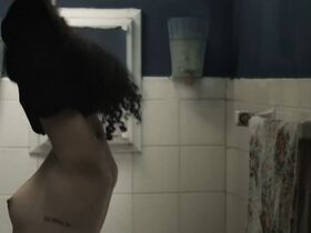 Джоана Гатис голая, Клебия Соуза голая – Room for Rent (2016) #17