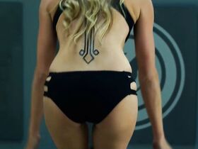 Джиджи Эджли секси – Хэштег (2019) #22