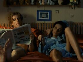 Зузана Каноч голая, Ладка Нергесова секси, Симона Сташова секси – Роман про любовь (2005) #10