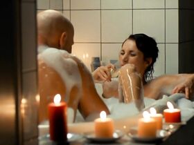 Зузана Каноч голая, Ладка Нергесова секси, Симона Сташова секси – Роман про любовь (2005) #22