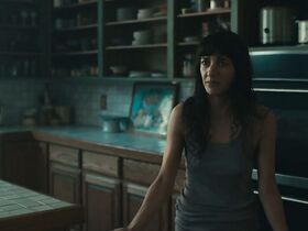 Шейла Ванд секси – Кто не спрятался (2020) #10