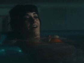 Шейла Ванд секси – Кто не спрятался (2020) #5