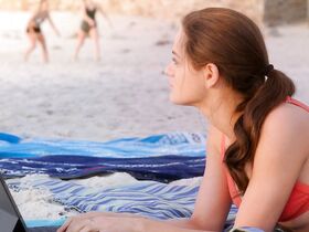 Джои Кинг секси, Меган Янг секси – Калейдоскоп поцелуев 2 (2020) #9