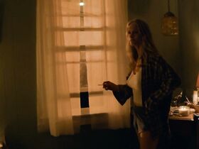 Элиз Левек голая, Ливен Рамбин секси – Опасный здоровяк (2020) #5