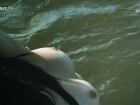 Паула Притчетт голая – Потерянные (1971) #2